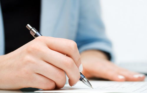 網(wǎng)絡(luò)文化經(jīng)營許可證 數(shù)字經(jīng)濟時代文化產(chǎn)業(yè)的準入與規(guī)范